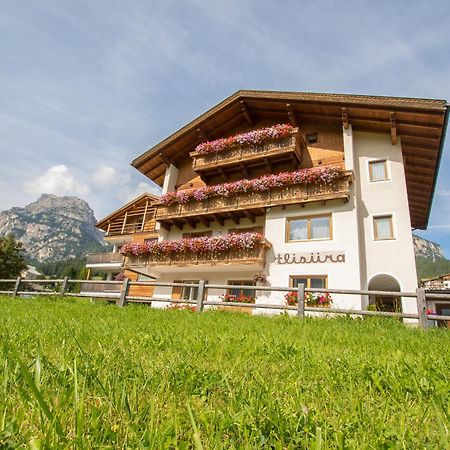 Dolomitdreams Hotel La Villa  Bagian luar foto