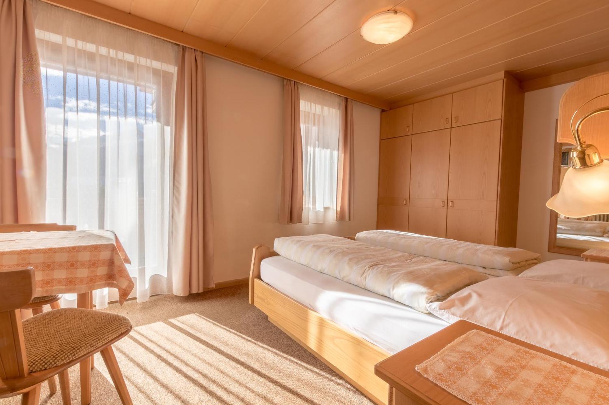 Dolomitdreams Hotel La Villa  Bagian luar foto